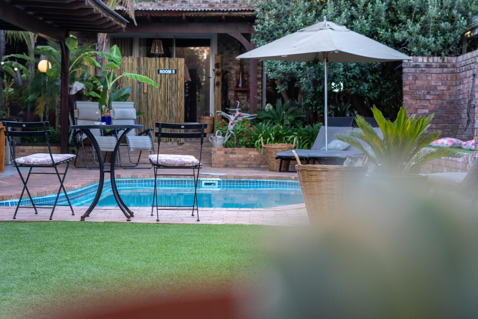 Earthbound Guest House Oudtshoorn Zewnętrze zdjęcie