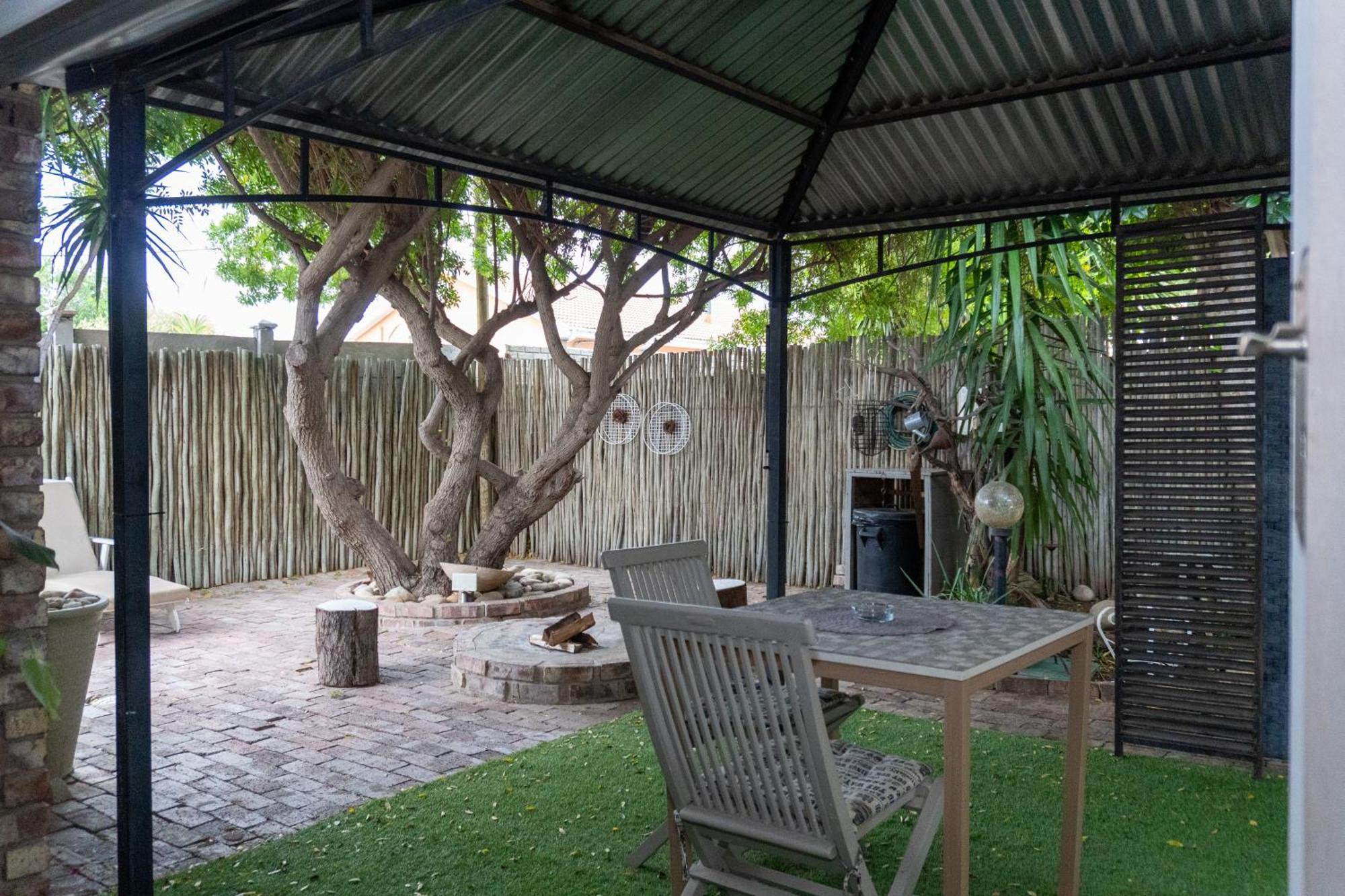Earthbound Guest House Oudtshoorn Zewnętrze zdjęcie